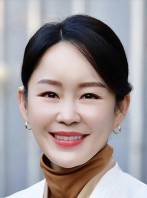 李水連 Soo-ryun Lee