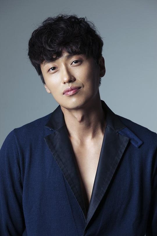 裴浩根 Bae Ho-geun