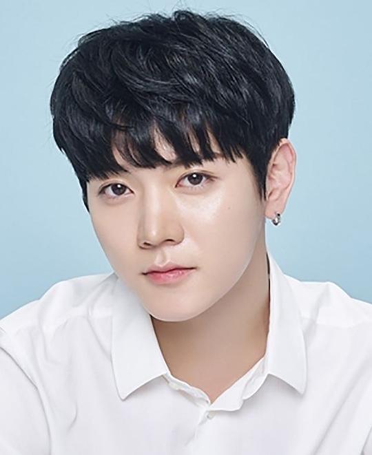 崔珉起 Min-gi Choi