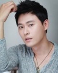 董允錫 Dong Yoon-seok