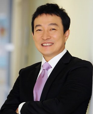 李在龍 Jae-Ryong Lee