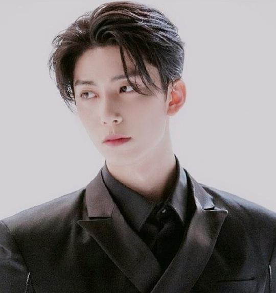 金輝映 Hwi-young Kim