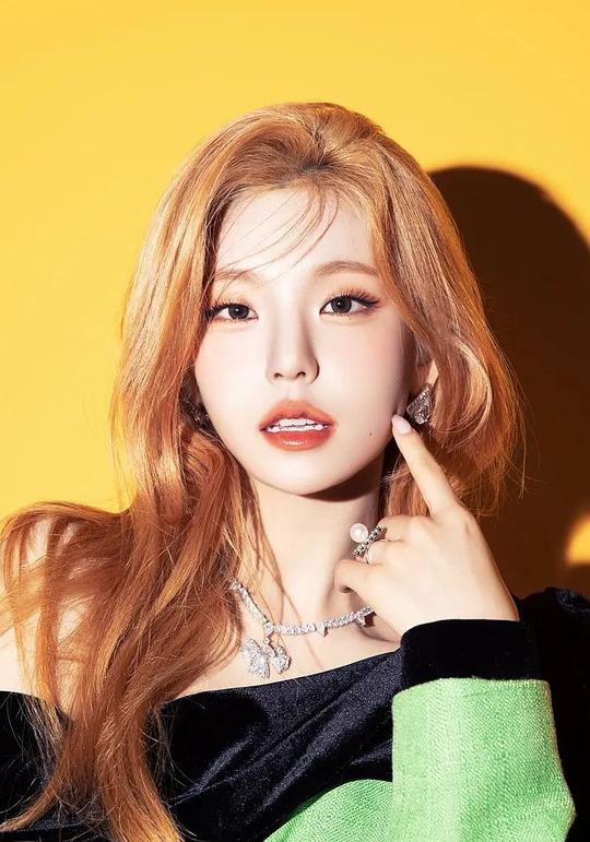 黃禮志 Ye-Ji Hwang