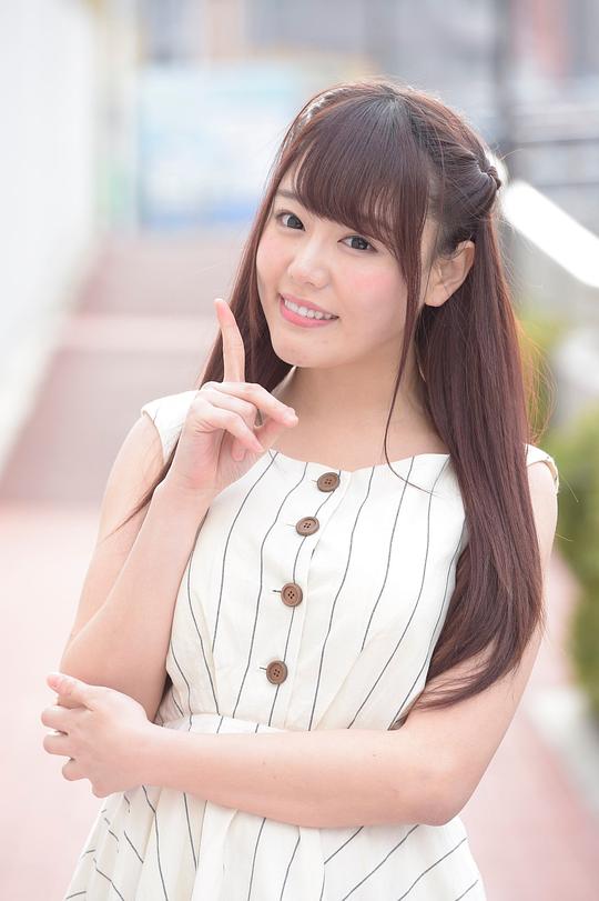 濱崎真緒 Mao Hamasaki