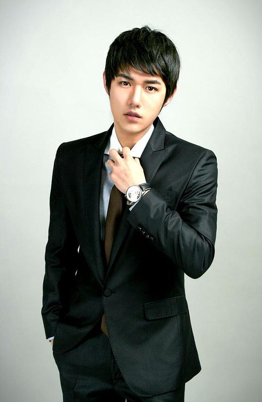 全智厚 Jeon Ji-hoo