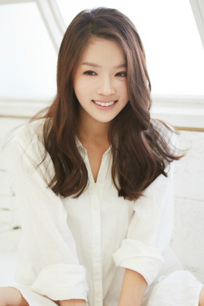 韓業鬱 Han Yeo-wool