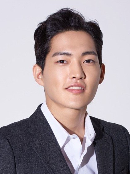 金健宇 Gun-woo Kim