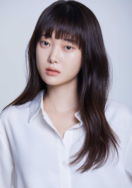 柳祐貞 Yoo Yu-jin