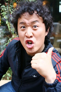 鄭俊河 Jun-ha Jeong