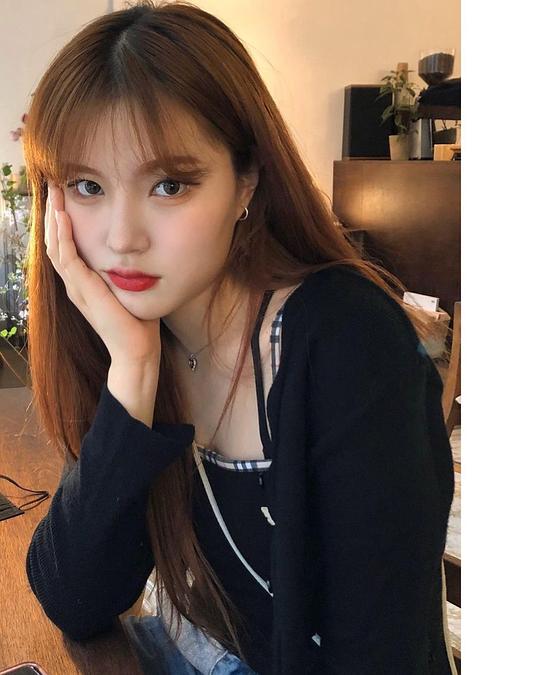 金雅綸 Ah-Ron Kim