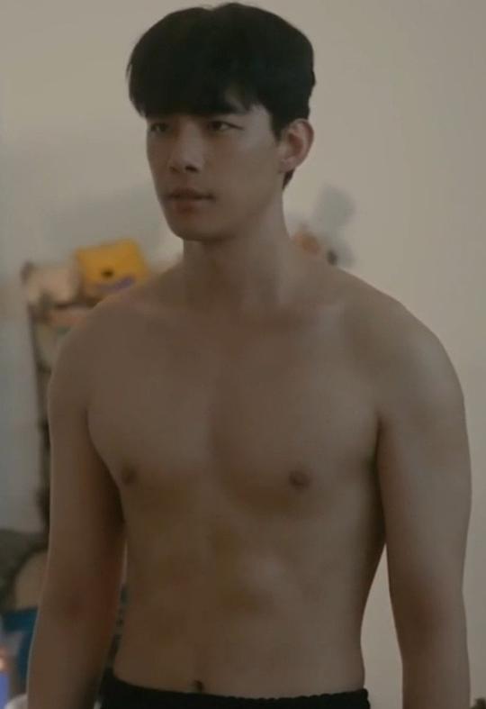 鄭利宇  Jeong Ri U