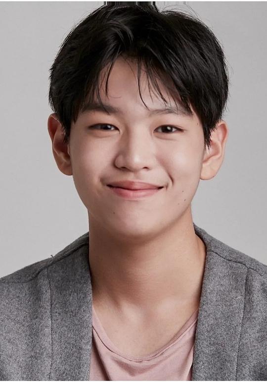 曹容鎮 Cho Yong Jin