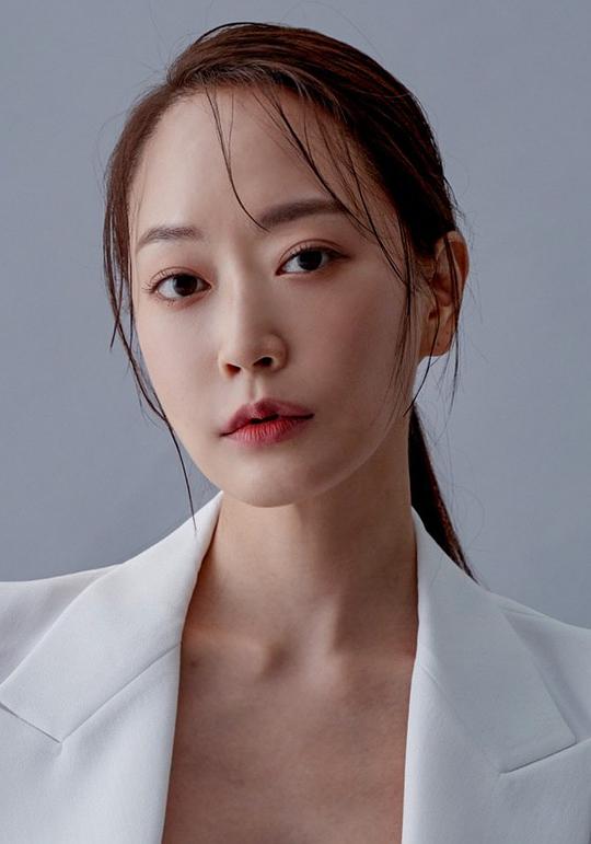 延敏智 Minji Yeon