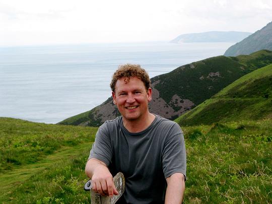 阿什利·法羅 Ashley Pharoah