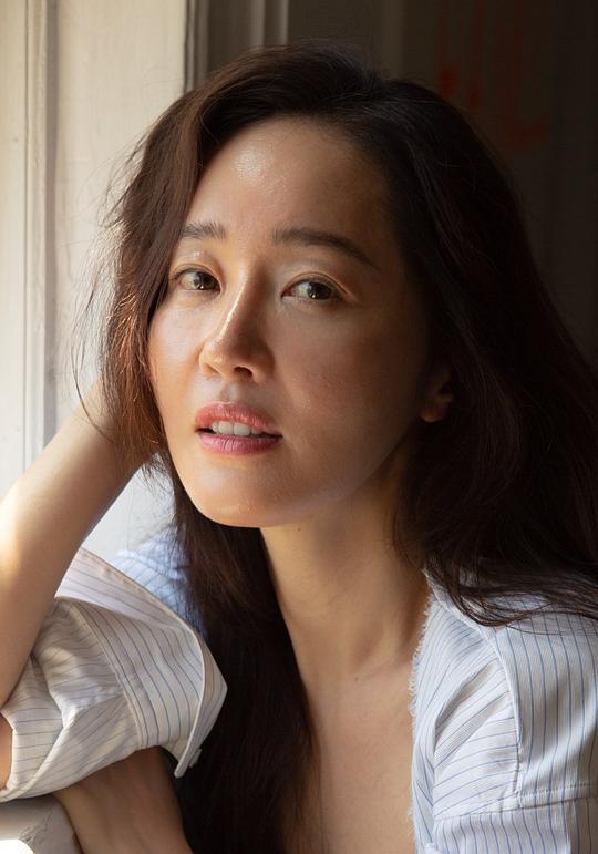 嚴志媛 Ji-won Uhm