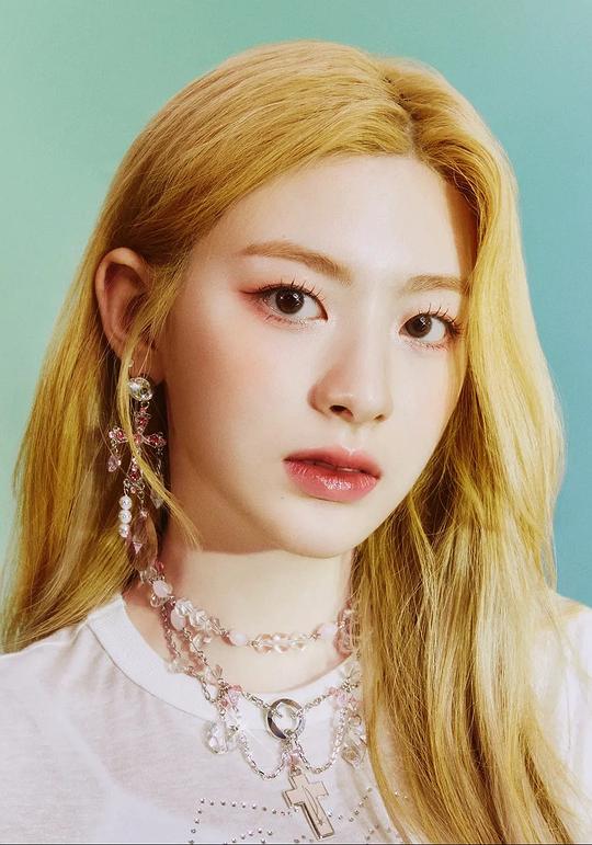 尹勢銀 Yoon Seeun