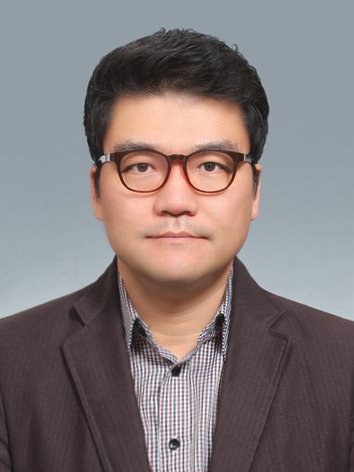 金正旭 Jung-wook Kim