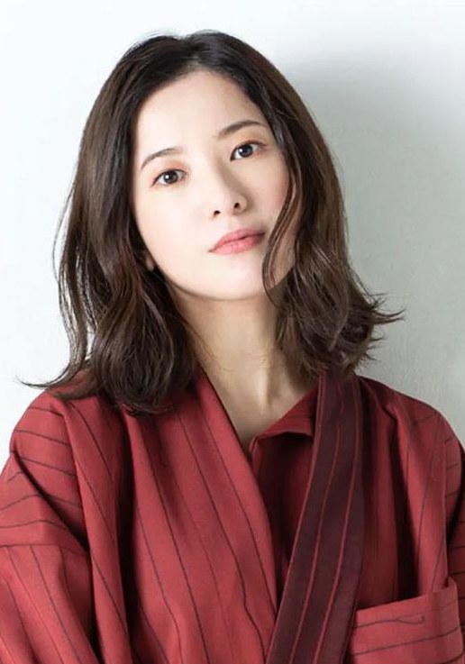 吉高由裡子 Yuriko Yoshitaka