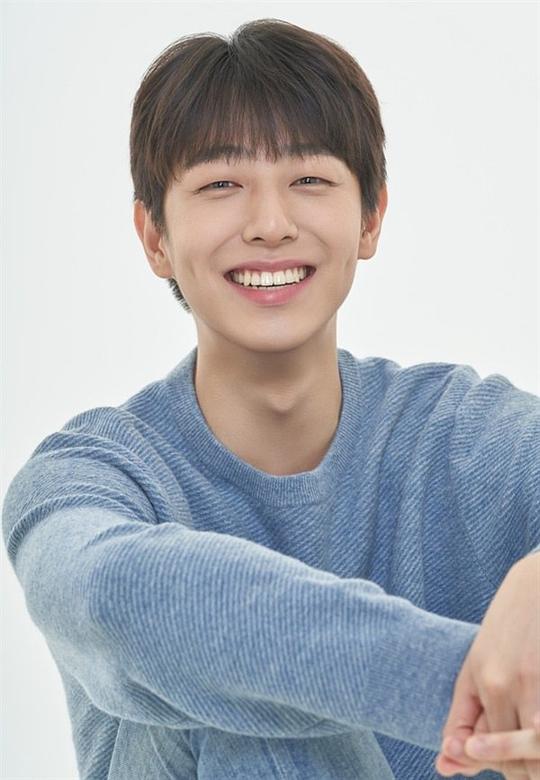 殷海星 Hae-sung Eun