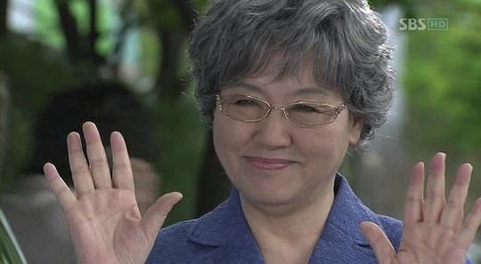 潘孝貞 Hyo-jung Ban