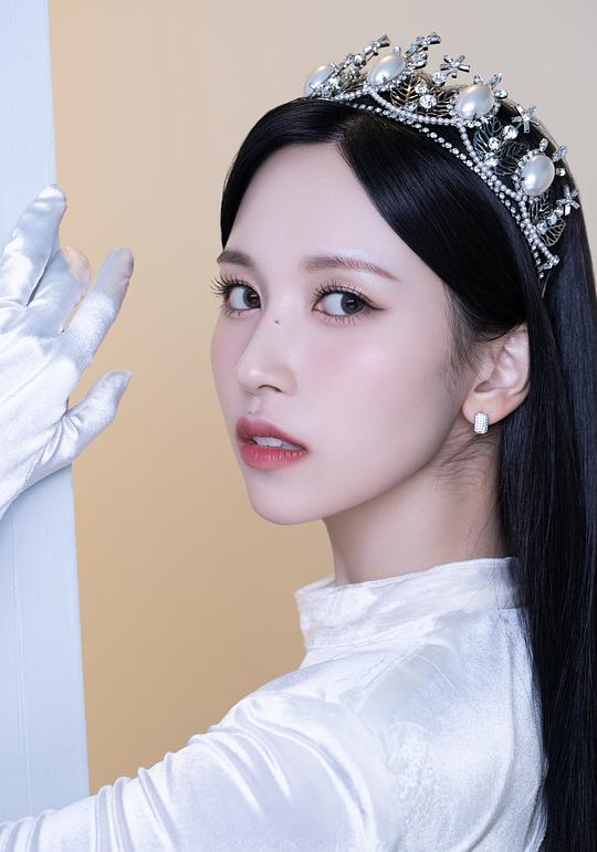 名井南 Minami Miyoi