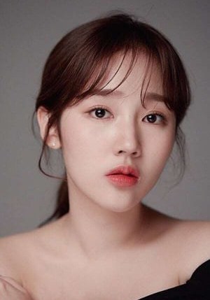 姜伊書 Yi-seo Kang