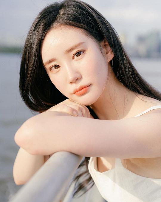 李汝珍 Yeo-jin Lee