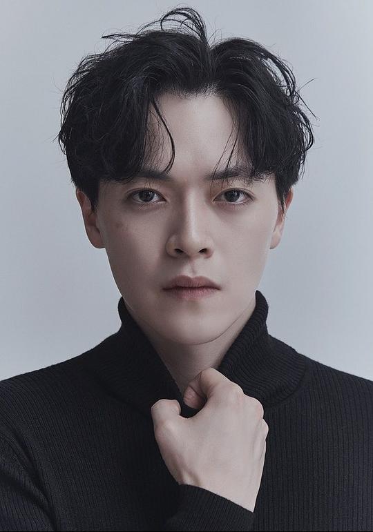 韓鍾訓 Jong-hoon Han