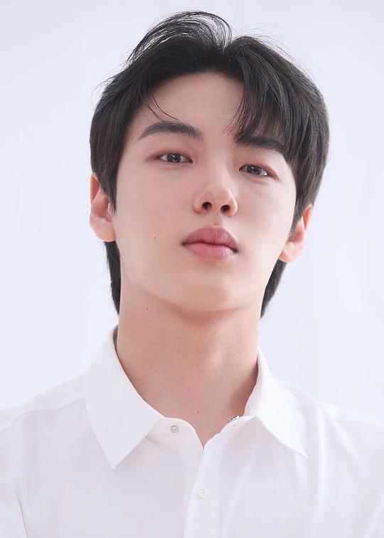 尹賢秀 Hyunsoo Yoon