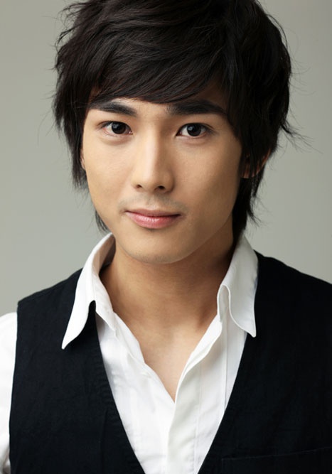 崔宇革 Woo-hyeok Choi