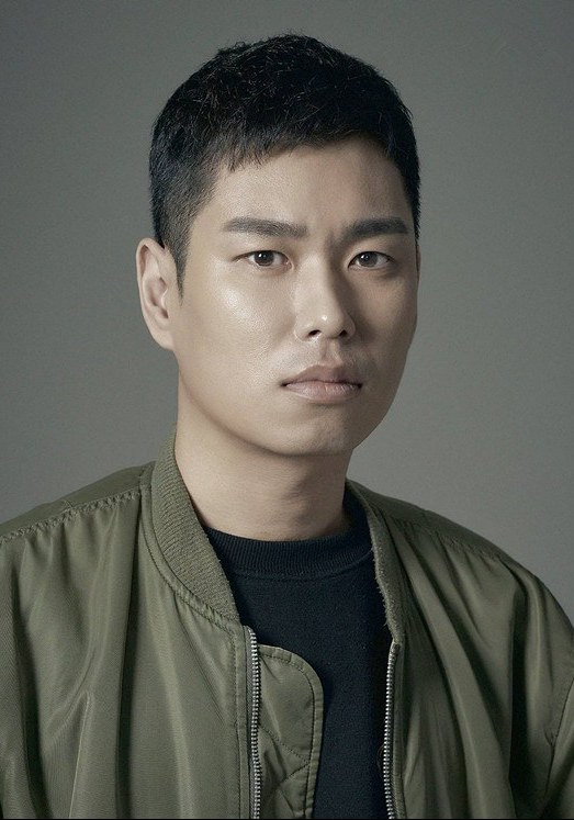 李教燁 Lee Kyo Yeob