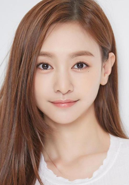 黃苑玲 ELAINE HUANG