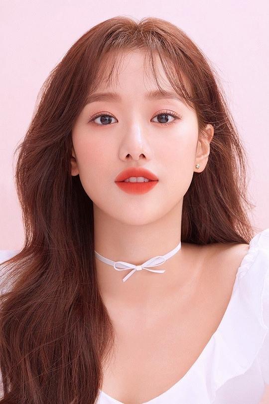 李娜恩 Na-eun Lee