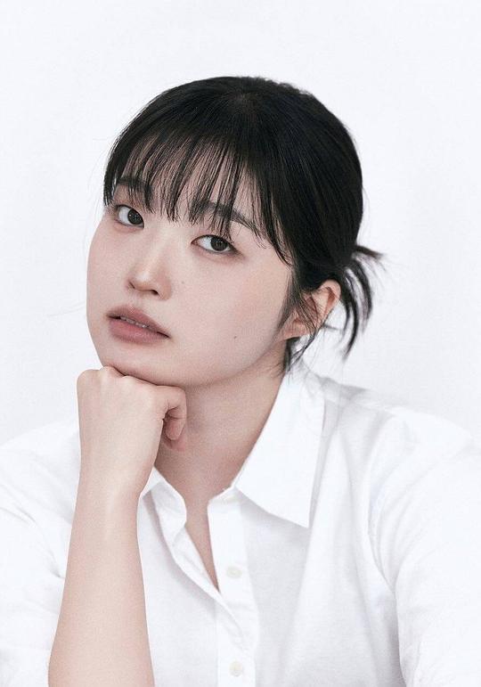 姜彩允 Chae-yun Kang