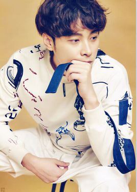 閔京勳 Kyung-hyun Min