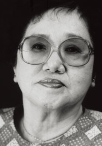 山崎豐子 Toyoko Yamasaki