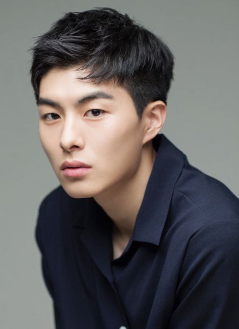 鄭幹柱 Gun-joo Jung