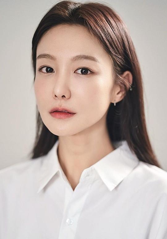 申素率 So-yul Shin