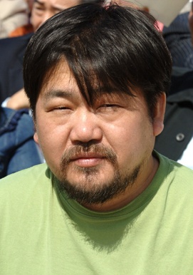 崔完圭 Wan-gyoo Choi