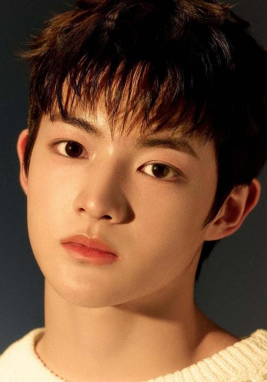 利昂 Natpharit Chokrussameesiri