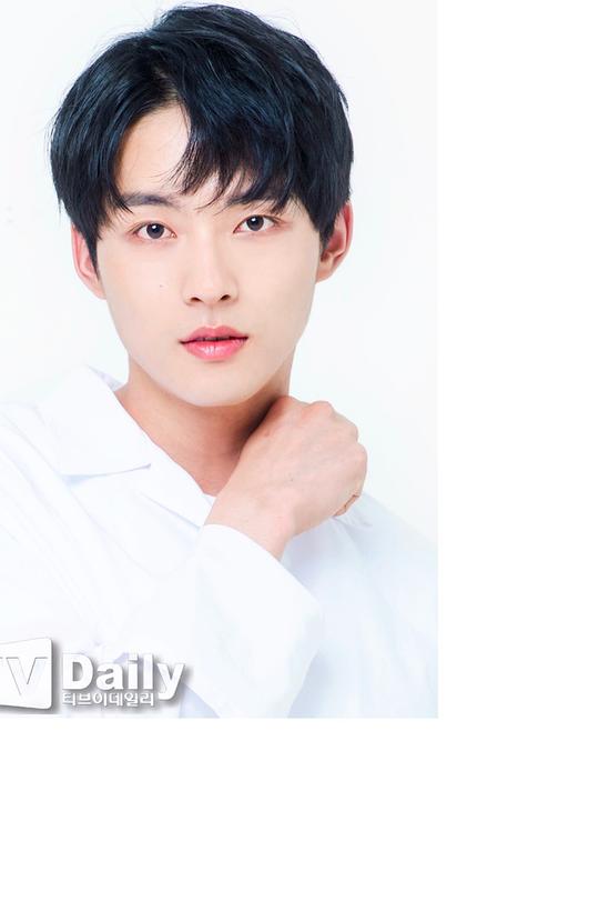 樸聖雨 Seong-Woo Park