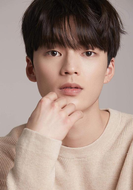 韓賢俊 Hyun-Jun Han