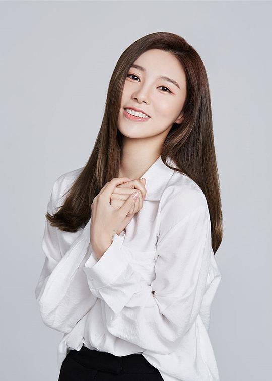 李序英 Seo-young Lee