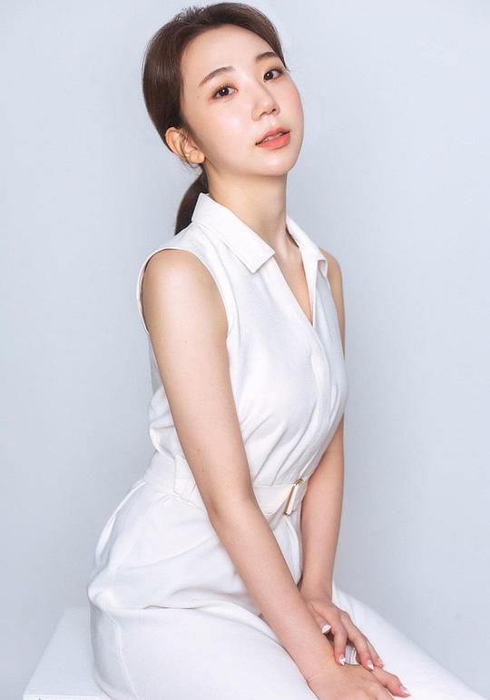 李朱芮 Joo-Ye Lee