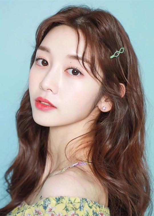 崔裴英 Bae-yeong Choi