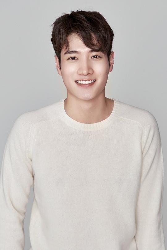 李京載 Gyeong-jae Lee