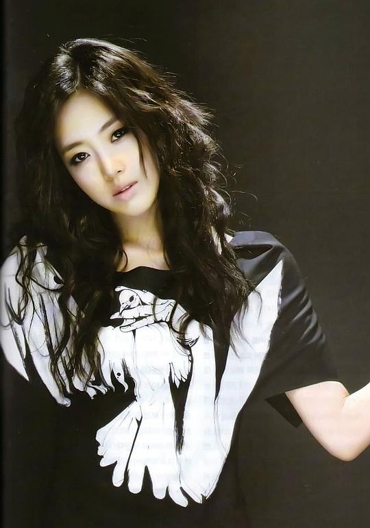 鹹恩靜 Eun-jeong Ham