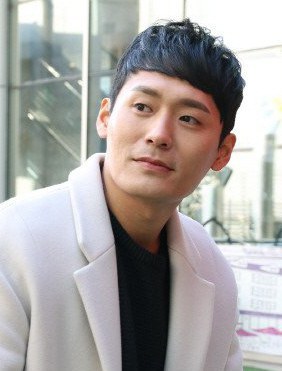崔大勳 Dae-hoon Choi